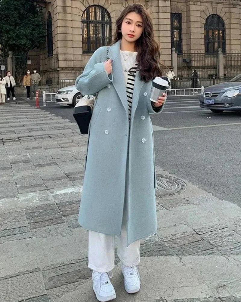 Dinah - Gabardina De Lana Atemporal